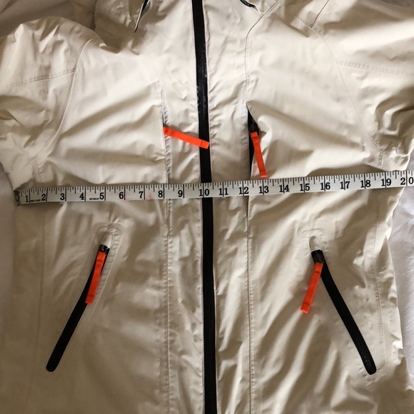 Burberry 2 in 1 jacket - Picture 11 of 14